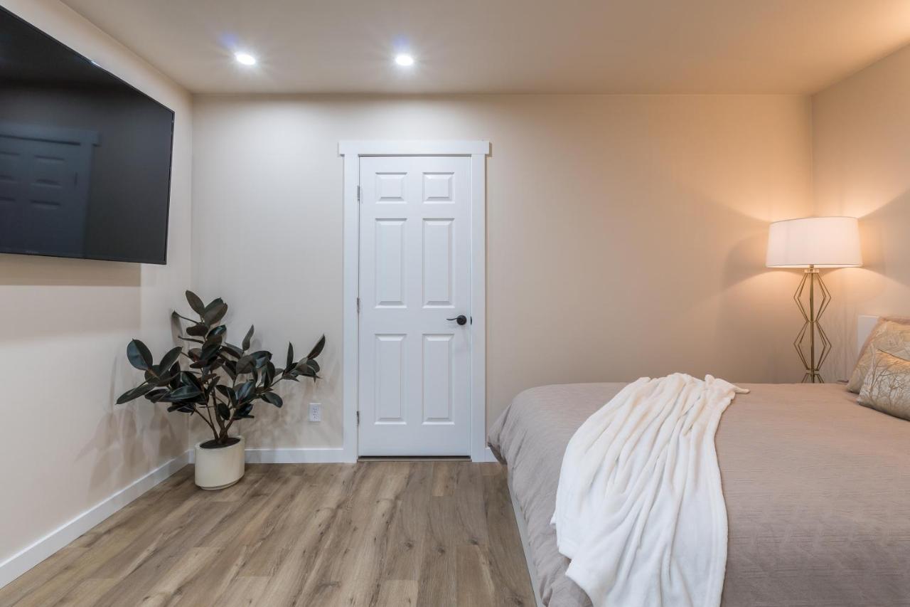 Beautiful Place With A Great Location, Free Parking, Wifi & Large Tv. Federal Way Esterno foto